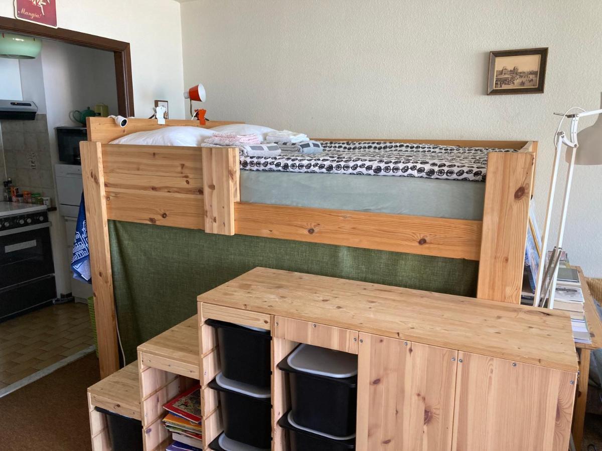 Tiny Apt W/ Balcony And Seaview, Even Out Of Your Bed ! Ostende Exteriér fotografie