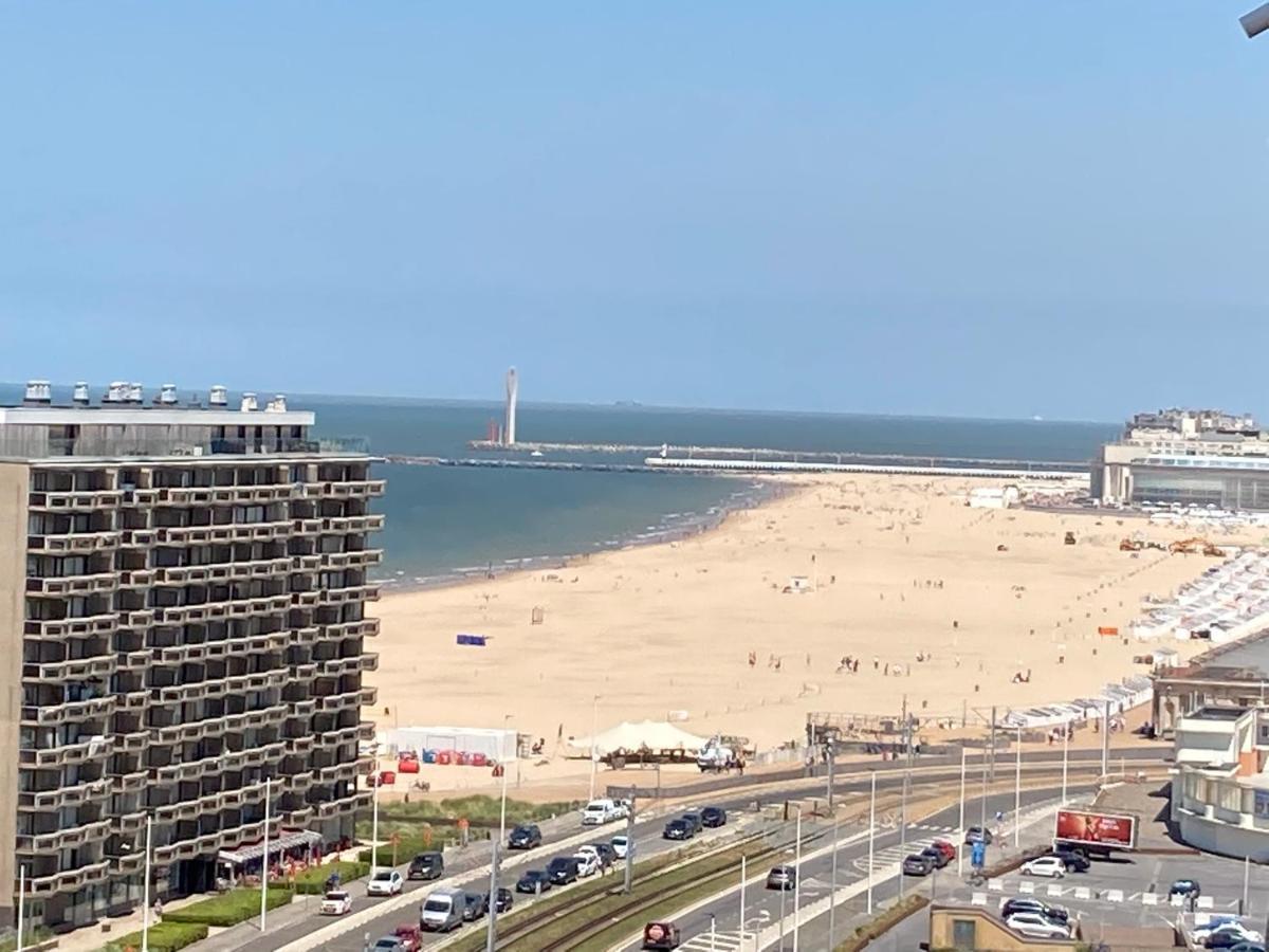 Tiny Apt W/ Balcony And Seaview, Even Out Of Your Bed ! Ostende Exteriér fotografie