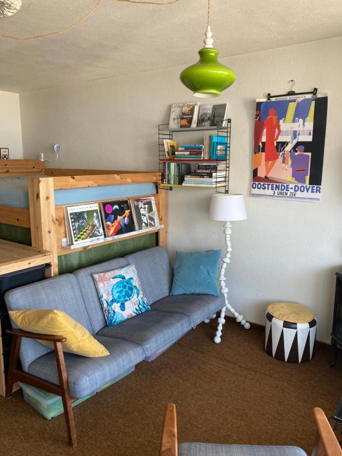Tiny Apt W/ Balcony And Seaview, Even Out Of Your Bed ! Ostende Exteriér fotografie